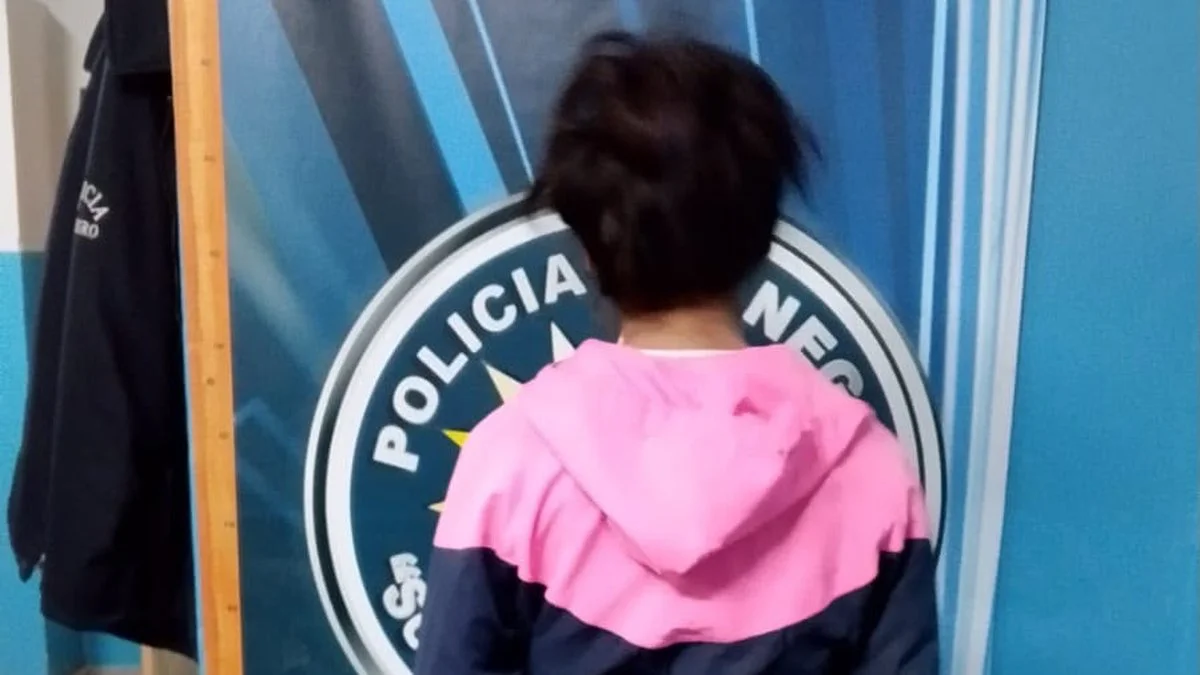 Aprehenden a una joven en por resistirse a la autoridad policial