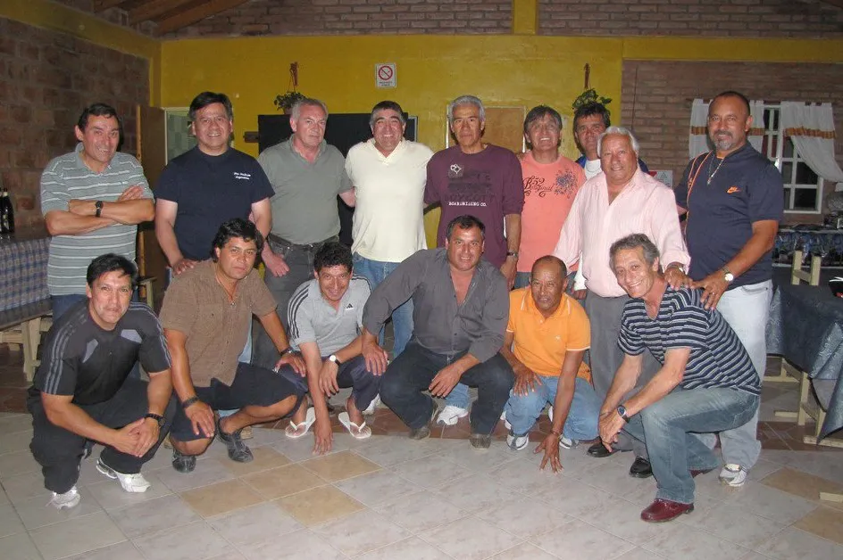 Pablo Collazo un reencuentro con sus pibes de ayer, momentos que marcaron una vida y dejando una huella imborrable en cada uno de ellos.