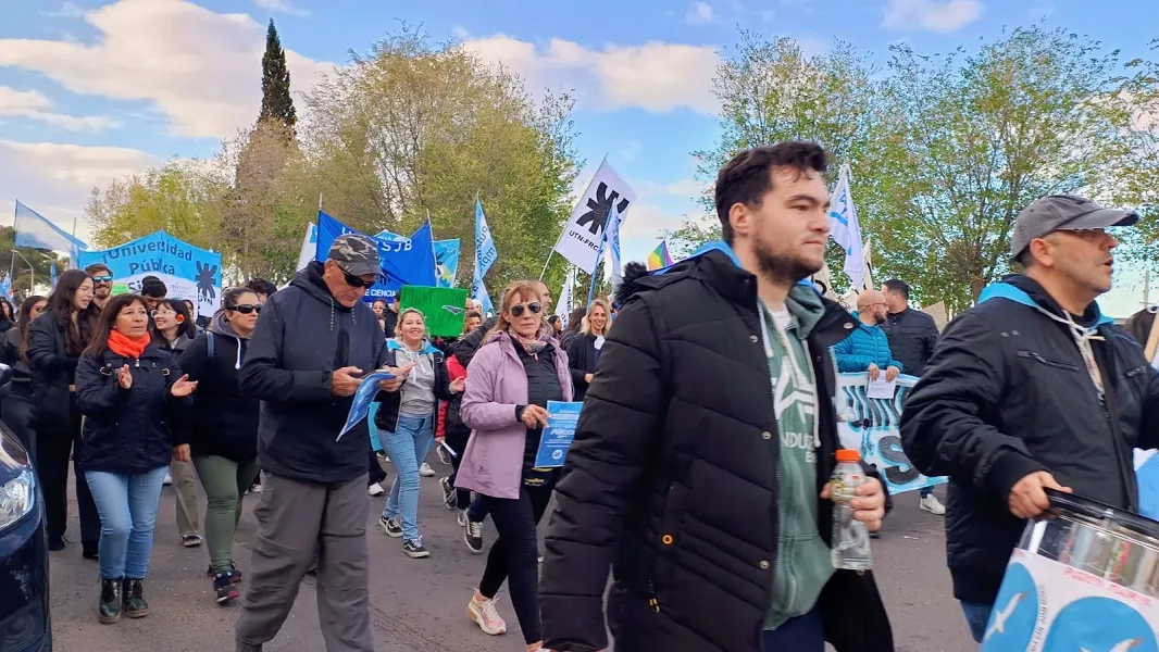 marcha madryn 3_11zon