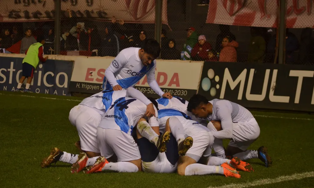 Brown lo empató sobre el final
