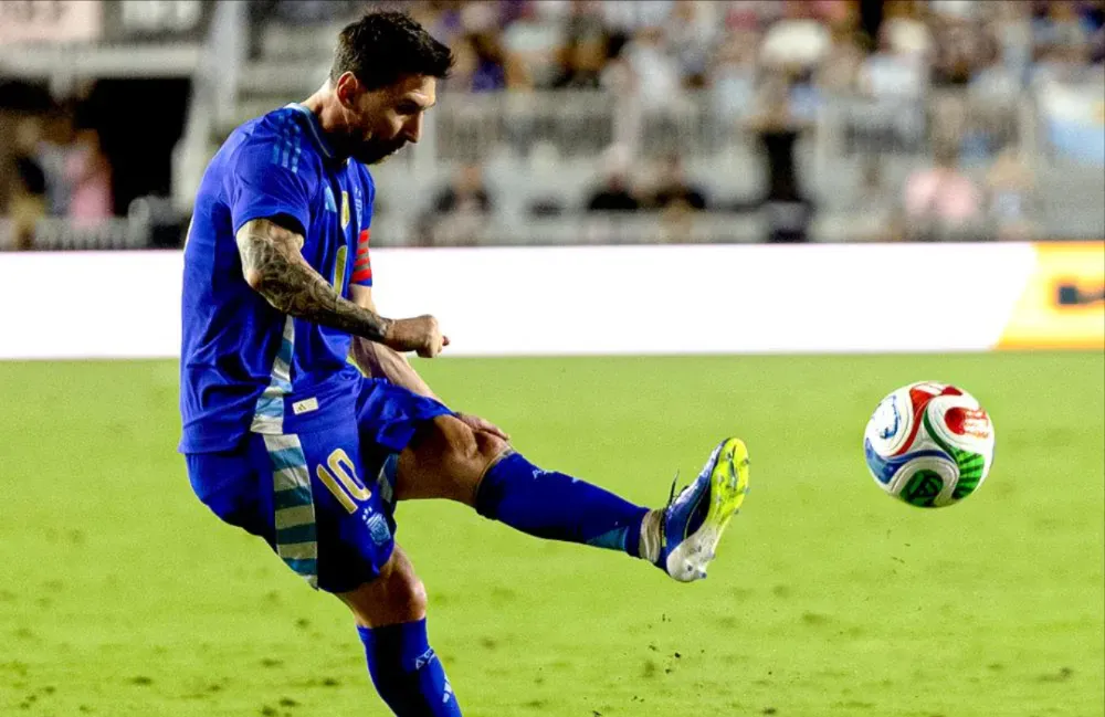 La Selección Argentina goleó 6 a 0 a Puerto Rico en un amistoso jugado en Miami
