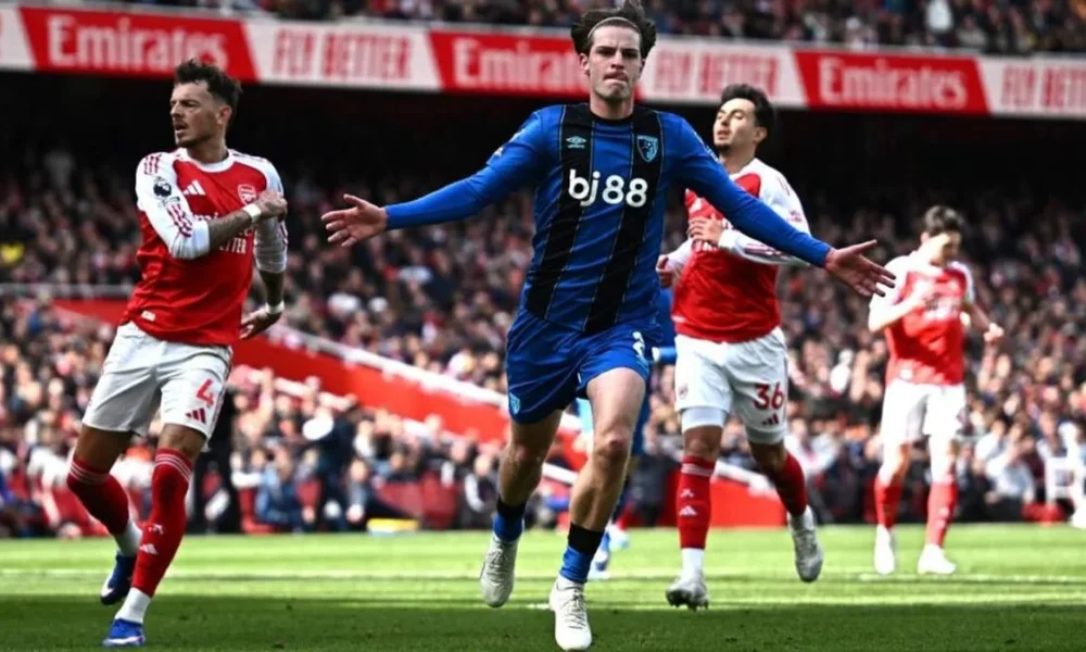 Con dos partidos pendientes, el equipo de Pep Guardiola tiene la posibilidad concreta de achicar la distancia.