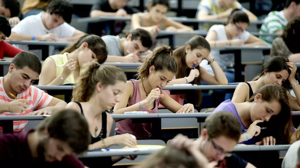 ABRIÓ LA CONVOCATORIA DE BECAS UNIVERSITARIAS DE PAE