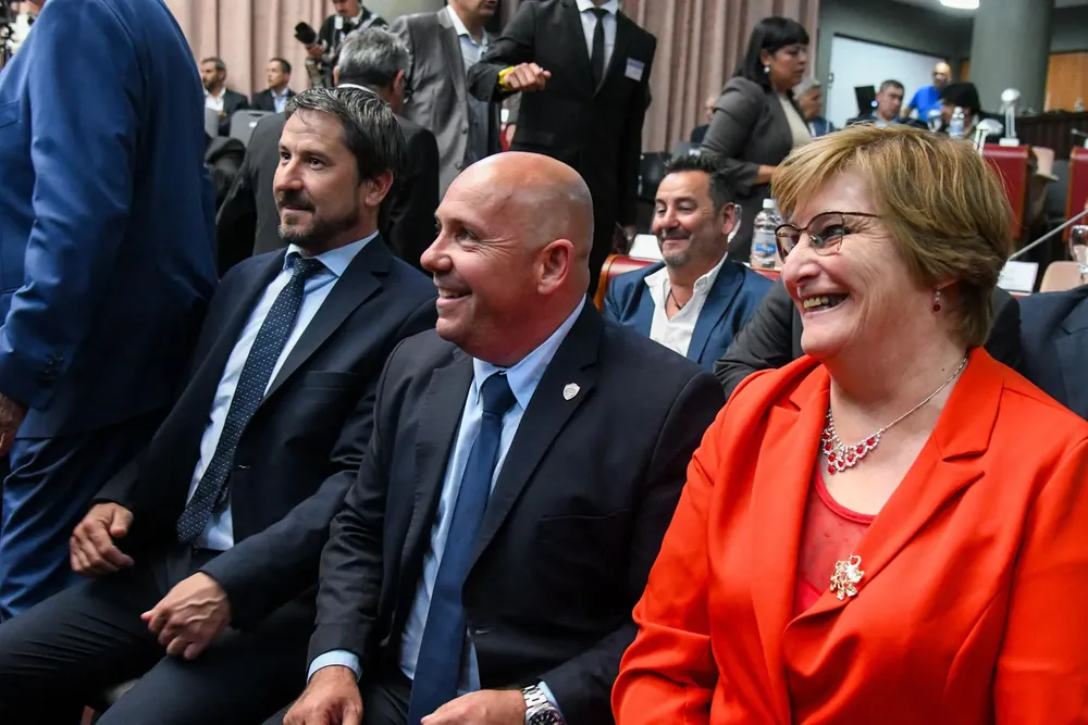 Asuncion de Ignacio Torres en Legislatura