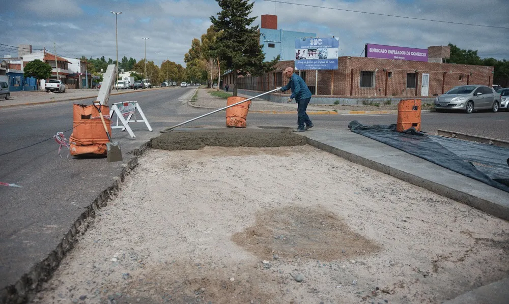 Plan de bacheo en Rawson