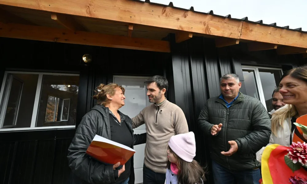 entrega de viviendas Epuyén