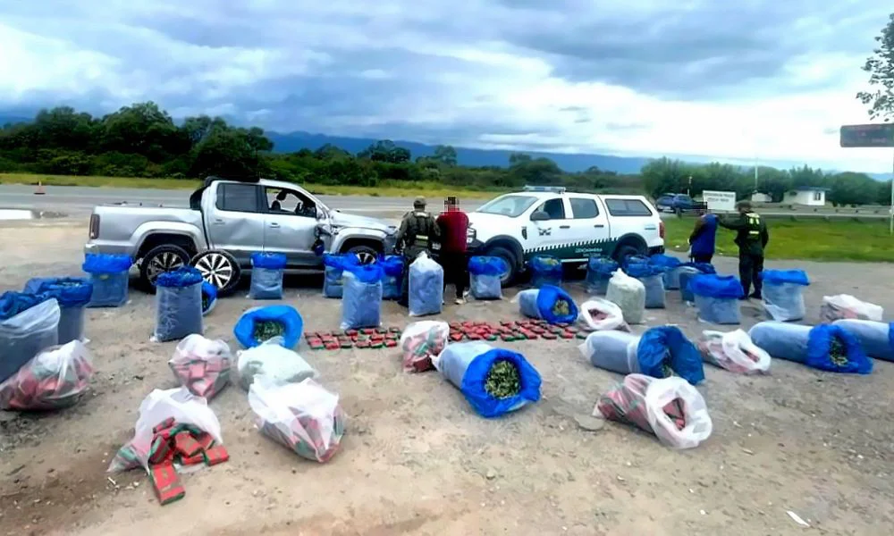 Transportaba casi 700 kilos de hojas de coca