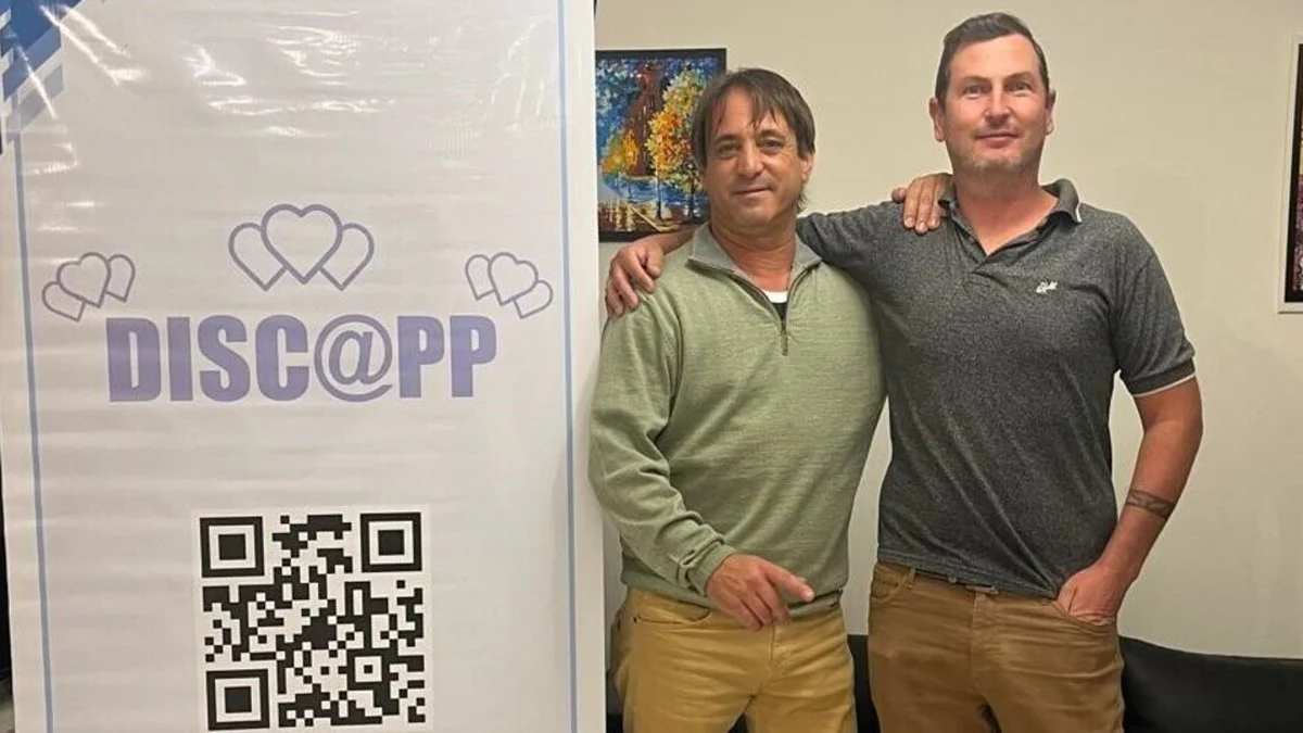 Creadores de App de citas inclusiva foto Clarín