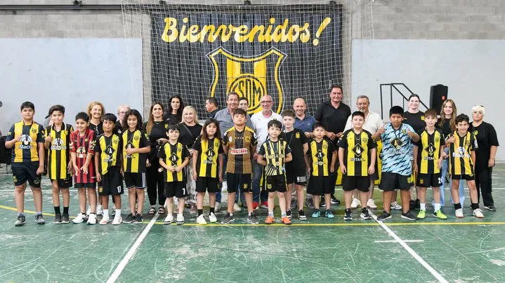 El Club Social y Deportivo Madryn vivió una celebración cargada de emoción. 4