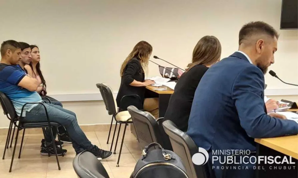 Condenan a tres personas por robos violentos