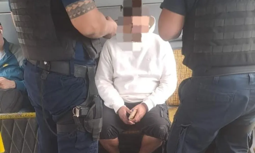 Detenido con pedido de captura