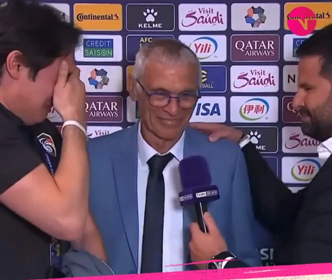 HÉCTOR CÚPER HIZO EMOCIONAR A SU TRADUCTOR