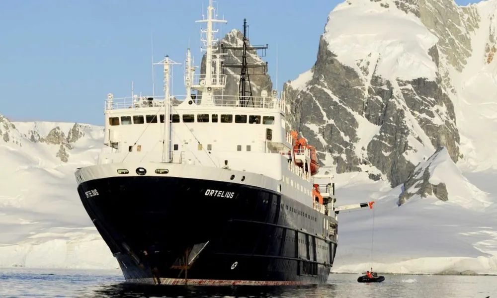 Buque Ortelius de la compañía Oceanwide Expeditions
