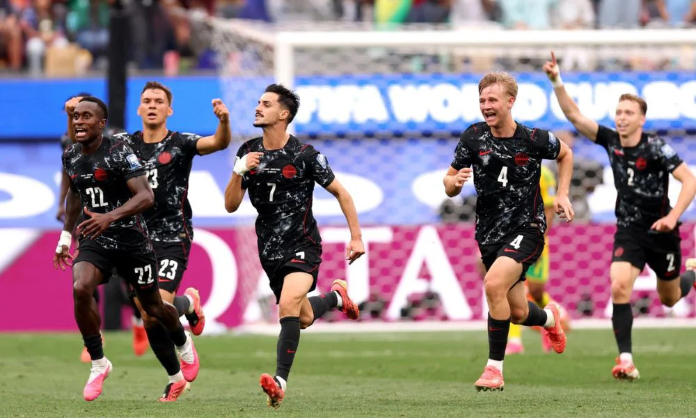 Canadá pasó a octavos del Mundial. Foto Fran Santiago / Getty Images / LA Times