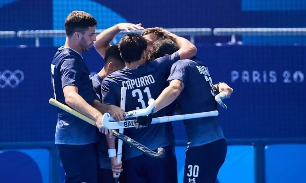Los Leones empataron con India