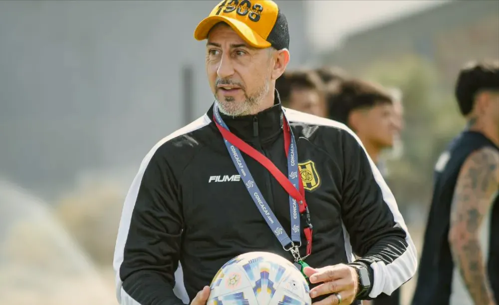 Deportivo Madryn inició la pretemporada 2026 con Cristian Díaz como técnico