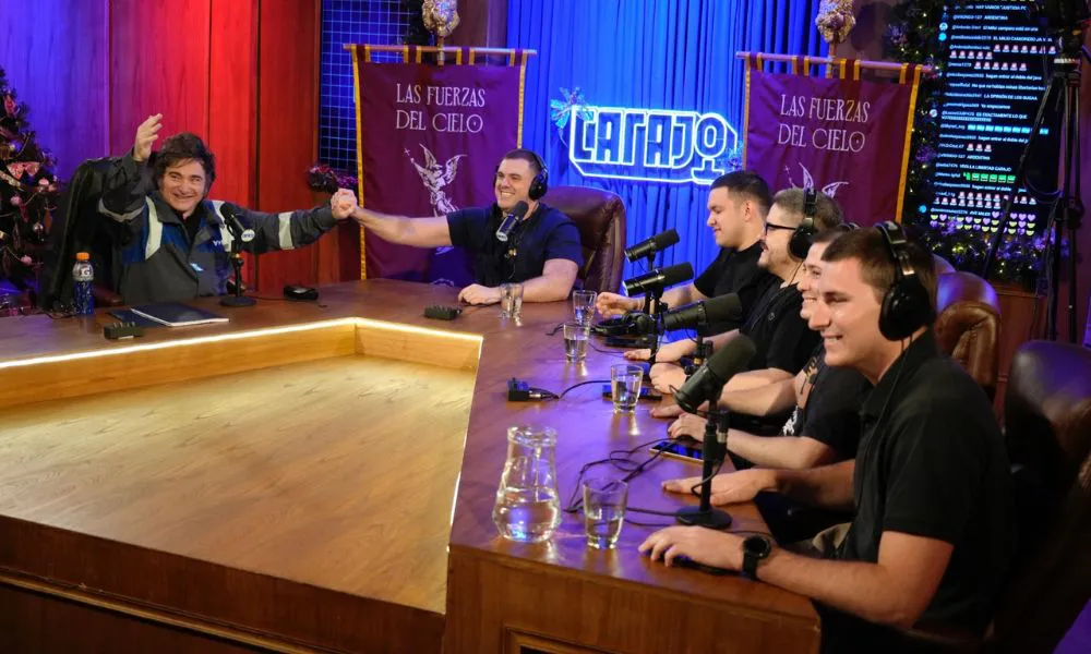 Milei participó del cierre de año del streaming Carajo