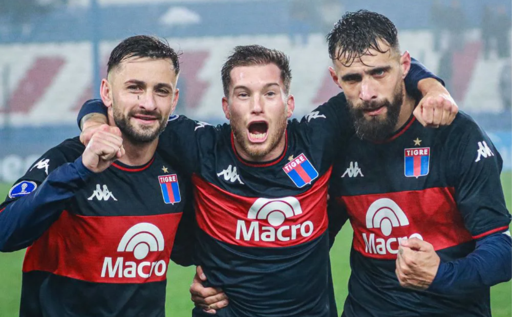 El equipo de Diego Dabove sacó una amplia ventaja en Montevideo.