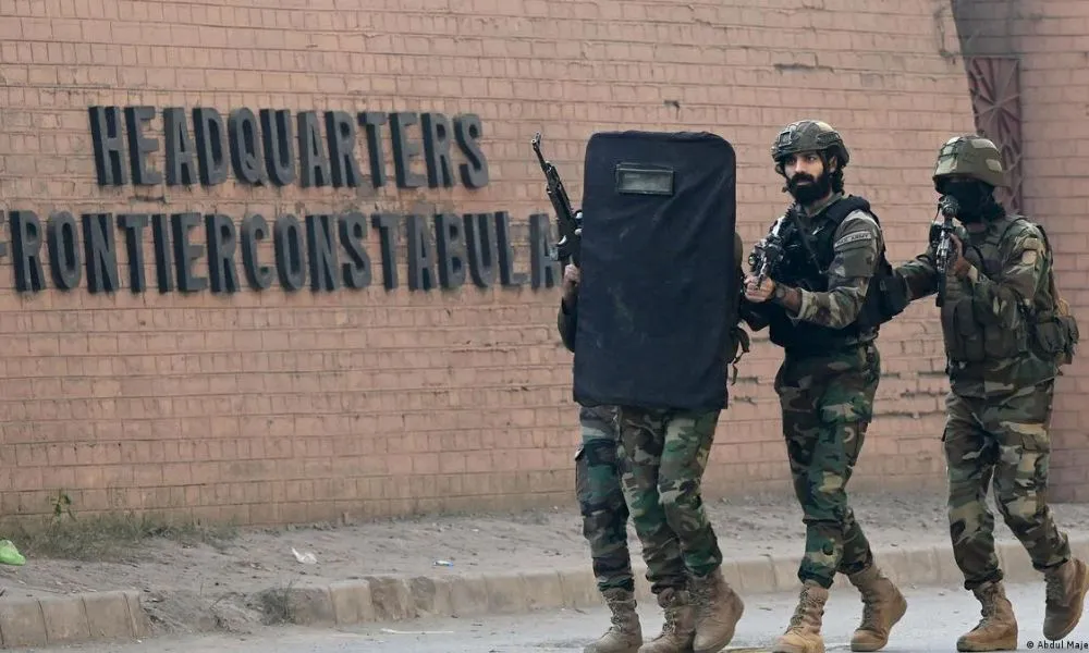 Ataque suicida en Pakistán. Foto: Abdul Majeed/AFP/DW