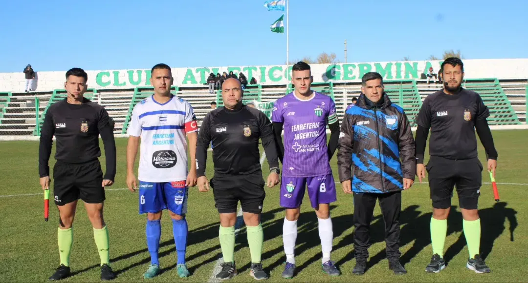 Defensores del Parque logró su primera victoria ante Germinal y festejó con euforia. Fugellie fue el héroe de una noche inolvidable