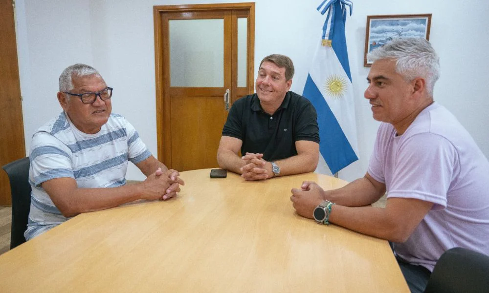 Reunión Club Defensores de la Ribera