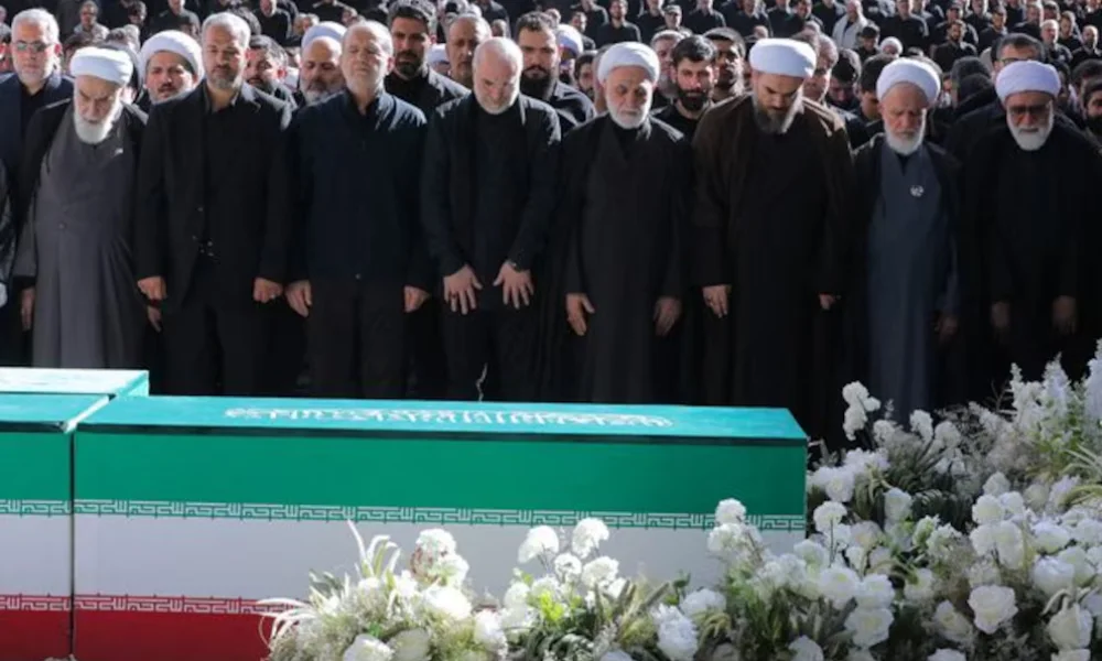 Homenaje al fallecido líder supremo Ayatollah Ali Khamenei