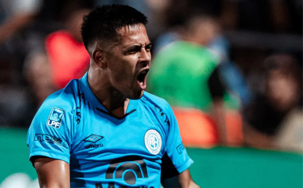 El Pirata se hizo fuerte en Alberdi, superó al Decano y trepó a lo más alto de la Zona B.