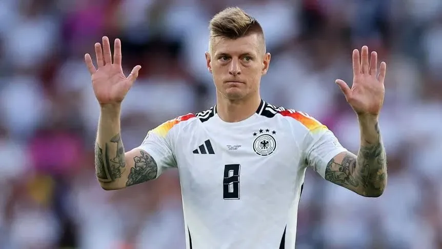 El histórico Toni Kroos colgó los botines