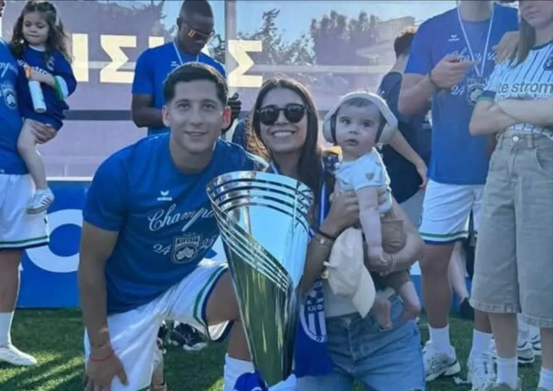 Aunque no jugó esta temporada, Lucas Necul sumó un nuevo título en Grecia