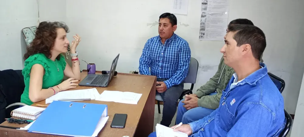 Municipio e Inta capacitan para retiro de enjambres