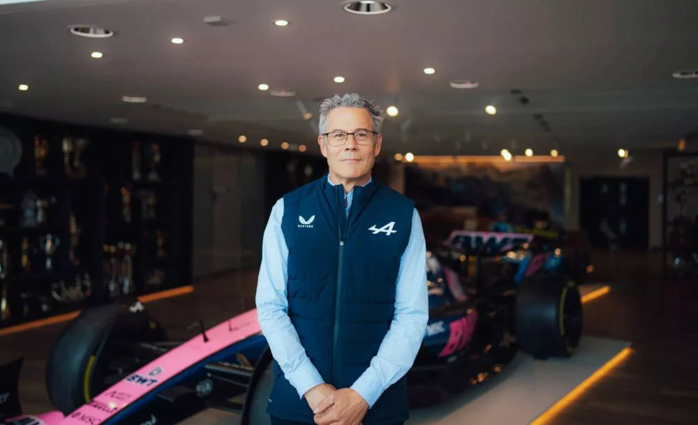 La escudería donde compite Franco Colapinto incorporó a Jason Somerville.