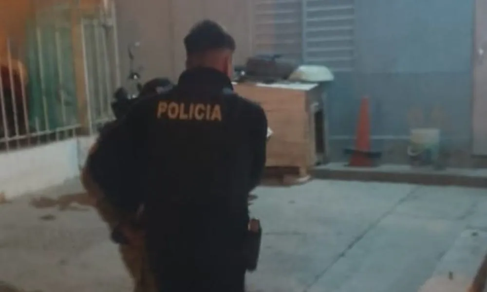 Frustran un intento de robo y detienen a dos personas