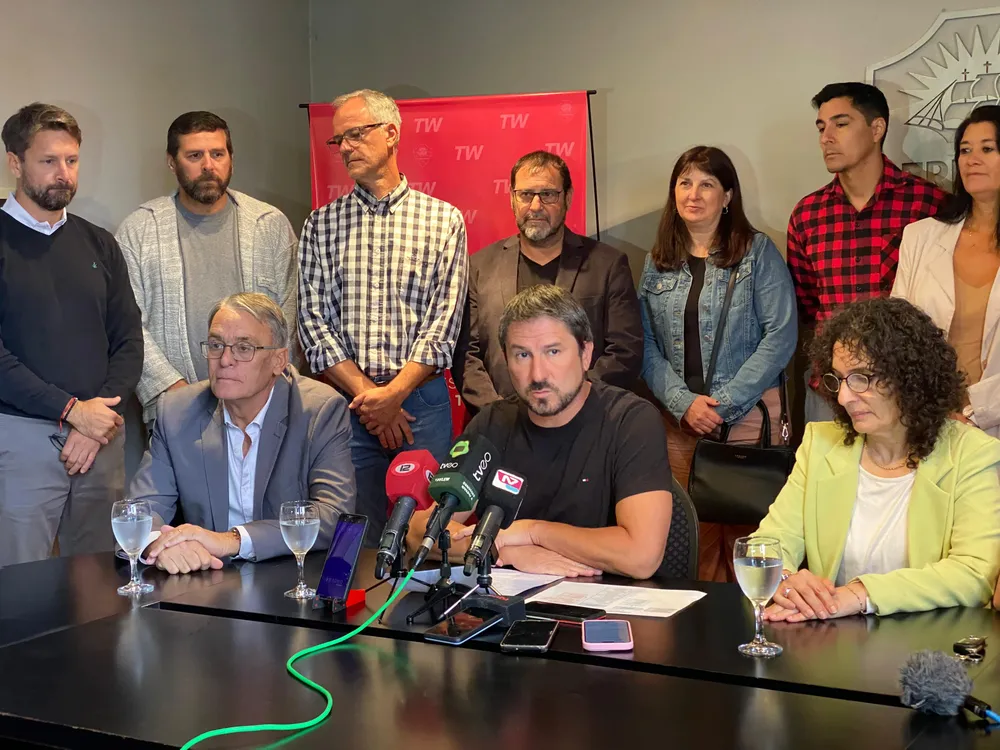 Merino-pidio-la-renuncia-de-Lincheo-