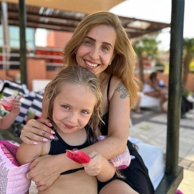 Danielle y Emiia Aloni I- Rehenes argentina liberadas--