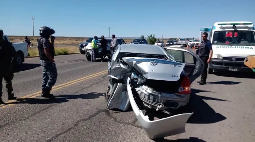 Fuerte Accidente En Ruta 3 Dos Personas Hospitalizadas 2084