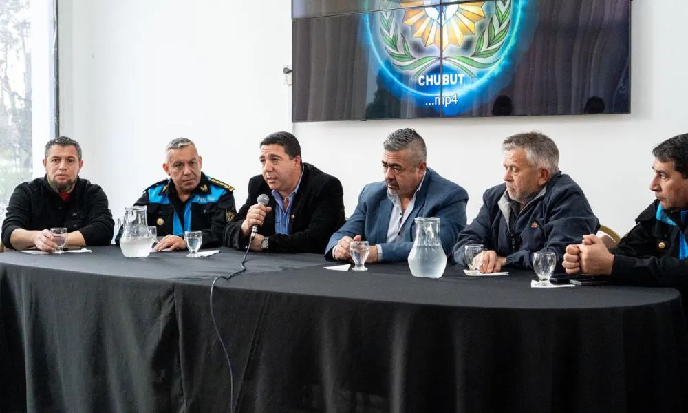 Conferencia de Prensa por Emanuel Centeno