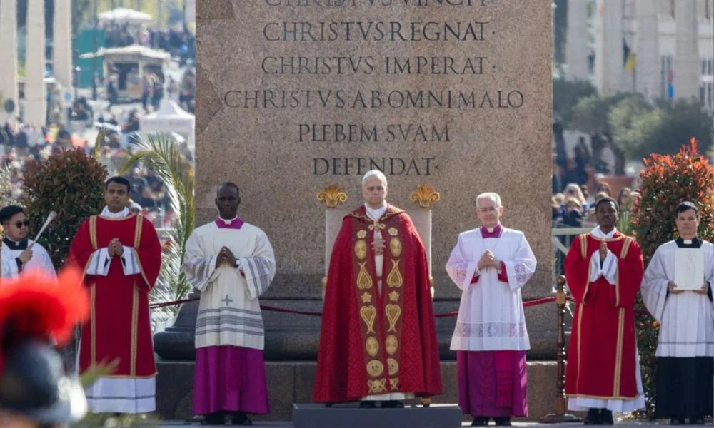 León XIV abrió Pascua