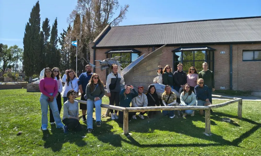 Turistas galeses visitaron 28 de Julio