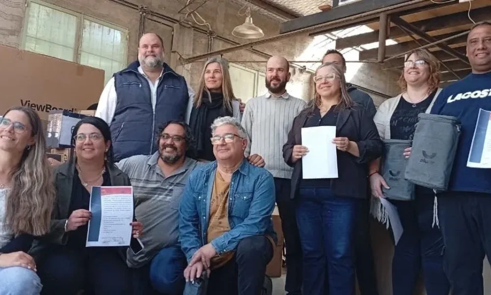 Entrega de equipamiento en la cordillera