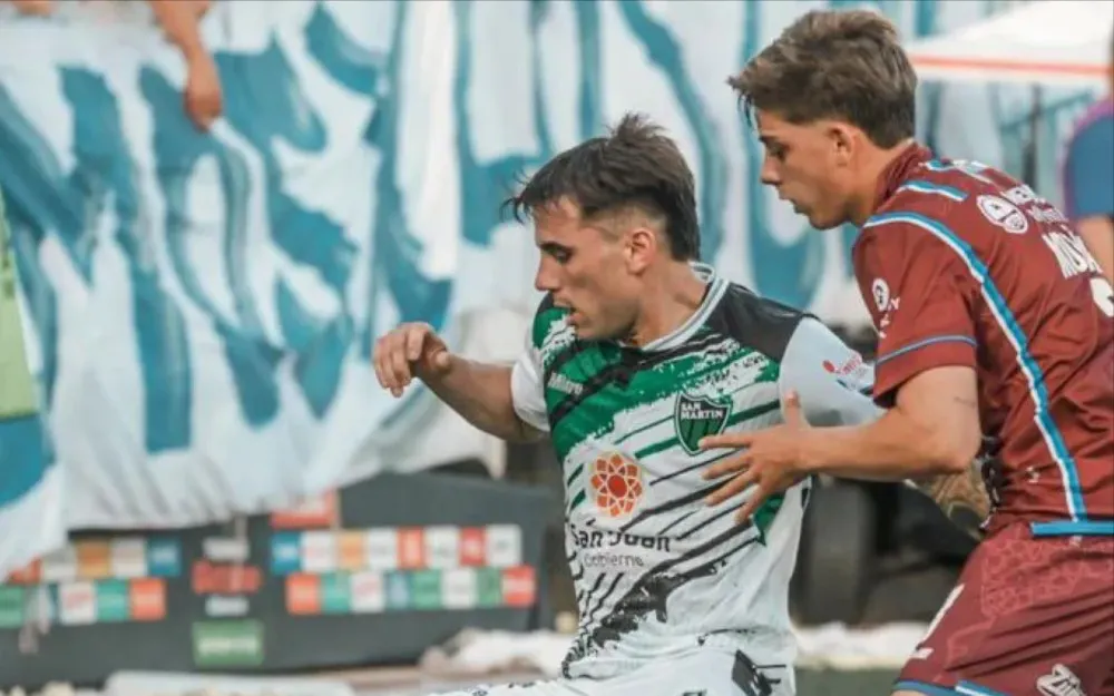 Godoy Cruz y San Martín de San Juan empataron sin goles en el estadio Feliciano Gambarte