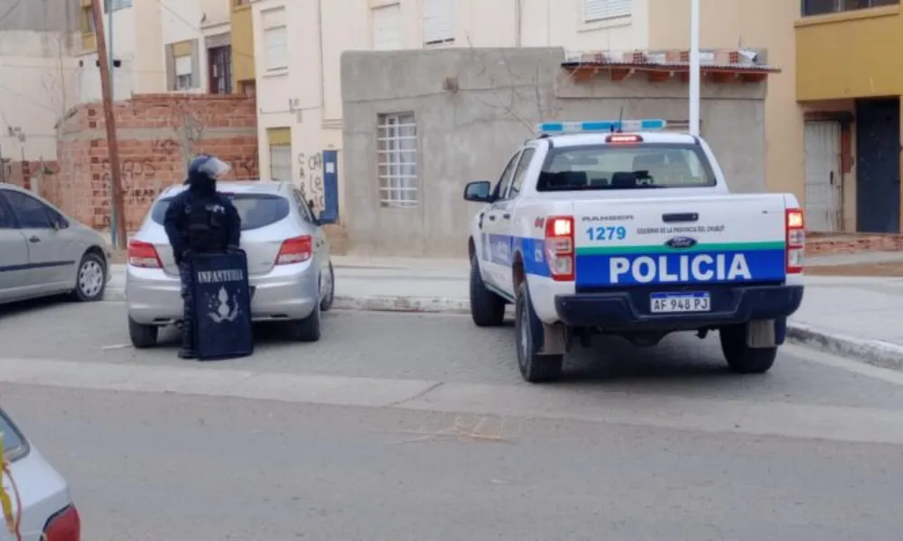 Allanamientos en barrio Ruca Hue