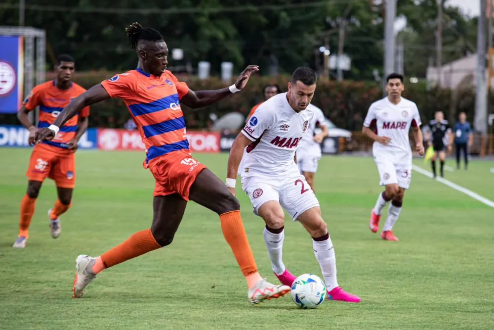 Lanús y Puerto Cabello darán inicio a la apertura de la fecha seis.