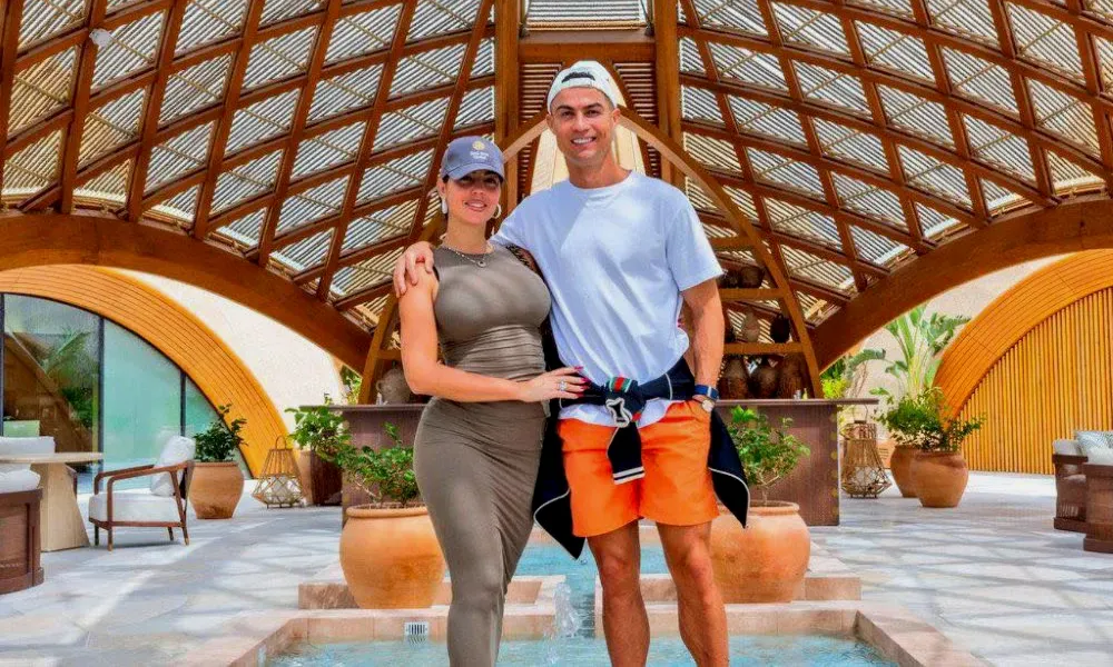 Cristiano Ronaldo compró dos villas de lujo en Arabia Saudita