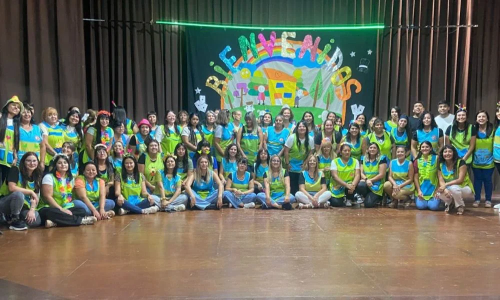 Escuela Municipal 2404