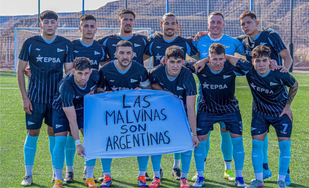 Guillermo Brown perdió 2-0 frente a Deportivo Rincón en Neuquén.