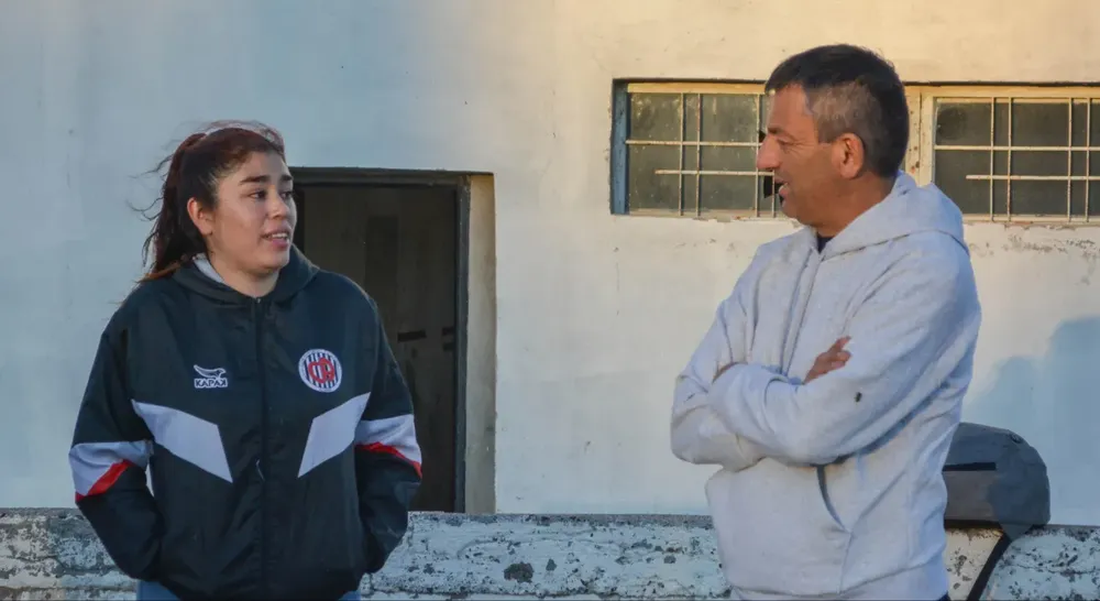 El presidente de Chubut Deportes visitó el Club Alumni de Puerto Madryn