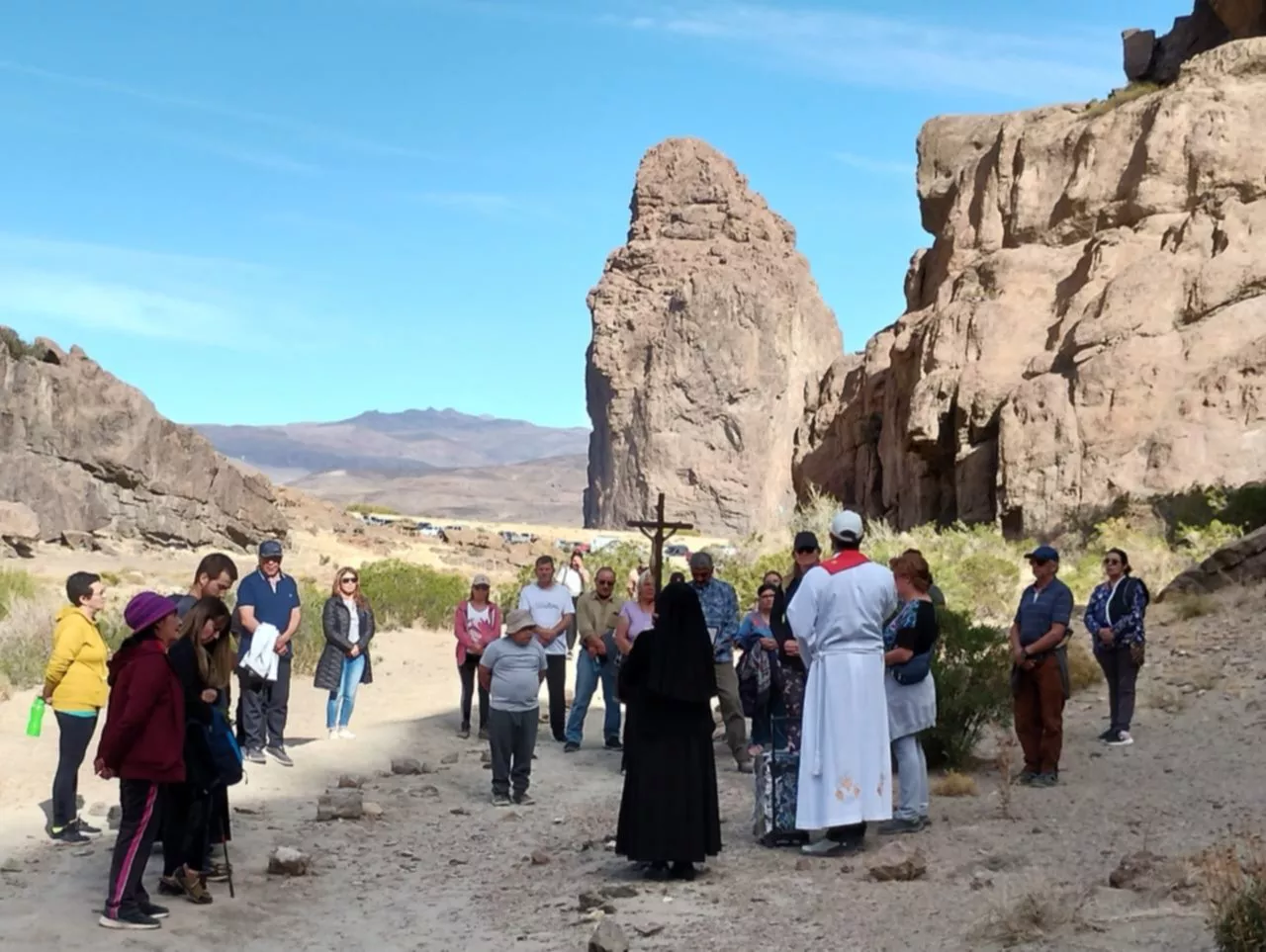 Via Crucis en Gualjaina