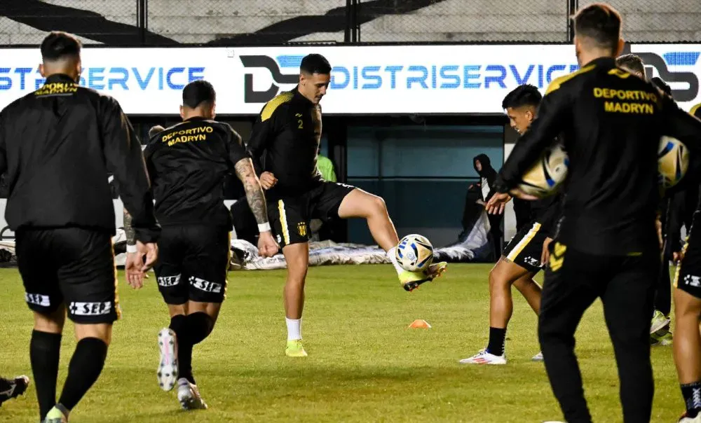 Deportivo Madryn visita a Colegiales se juega el sábado a las 15.30