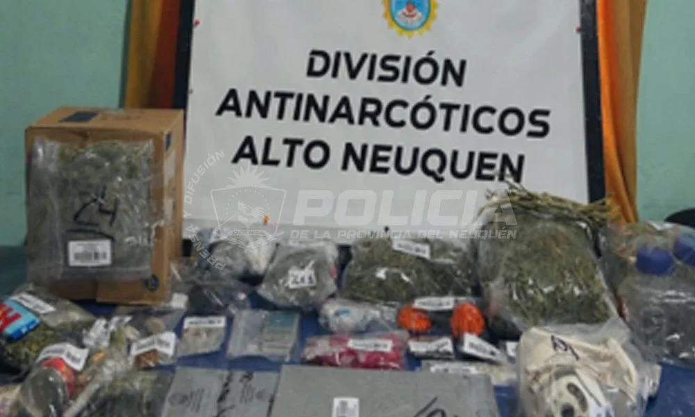 Secuestran un kilogramo de Marihuana