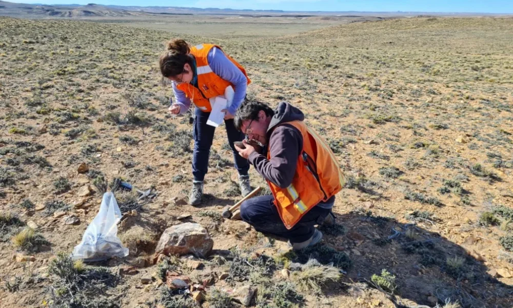 La decisión apunta a reforzar la búsqueda de oro y plata en una etapa considerada sensible.